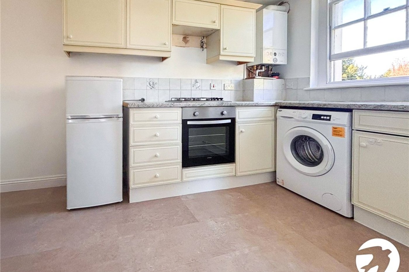 2 bedroom property to rent in St. Mary Cray | Robinson Jackson