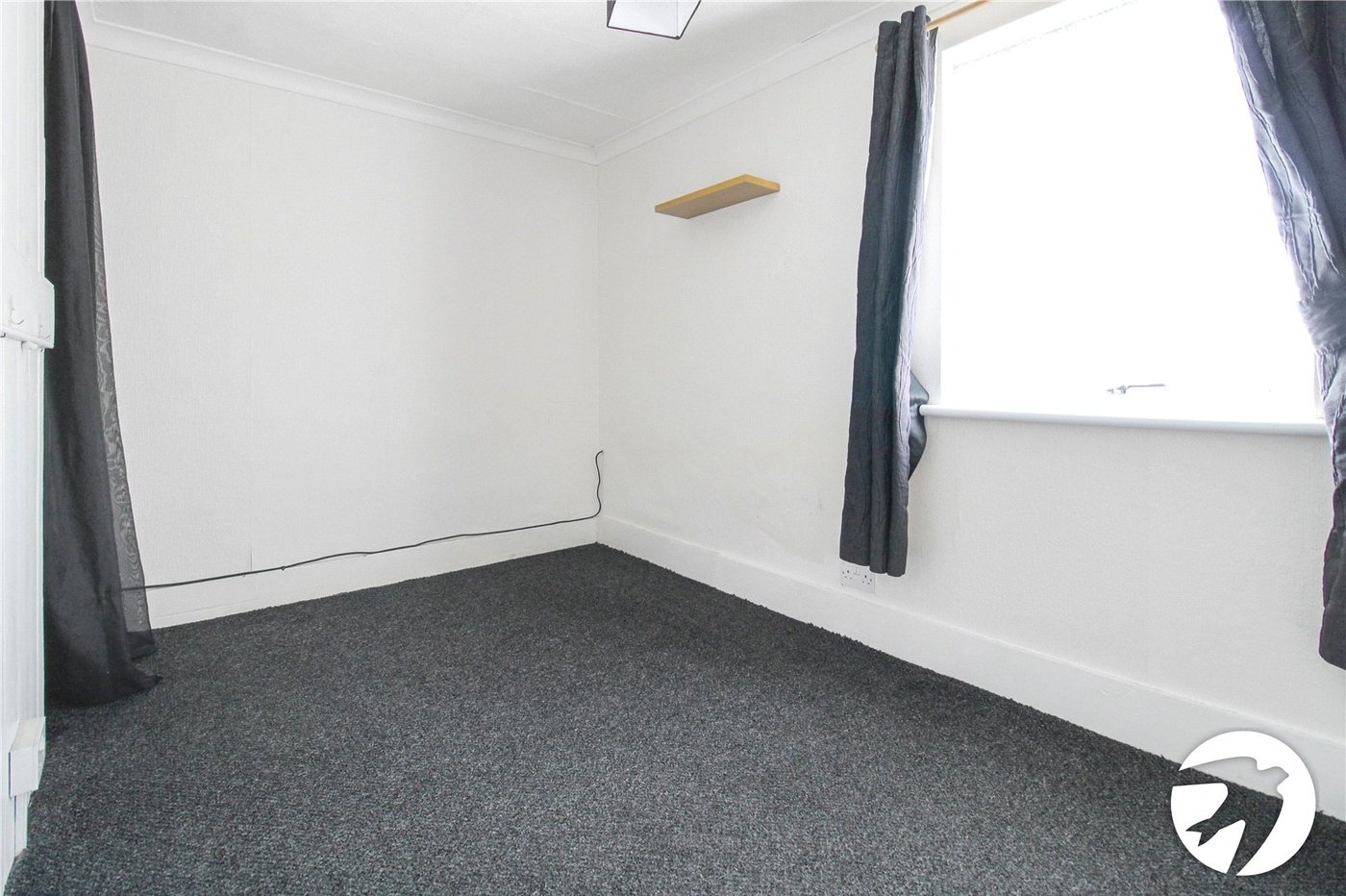 2 bedroom house to rent in Swanscombe | Robinson Michael & Jackson
