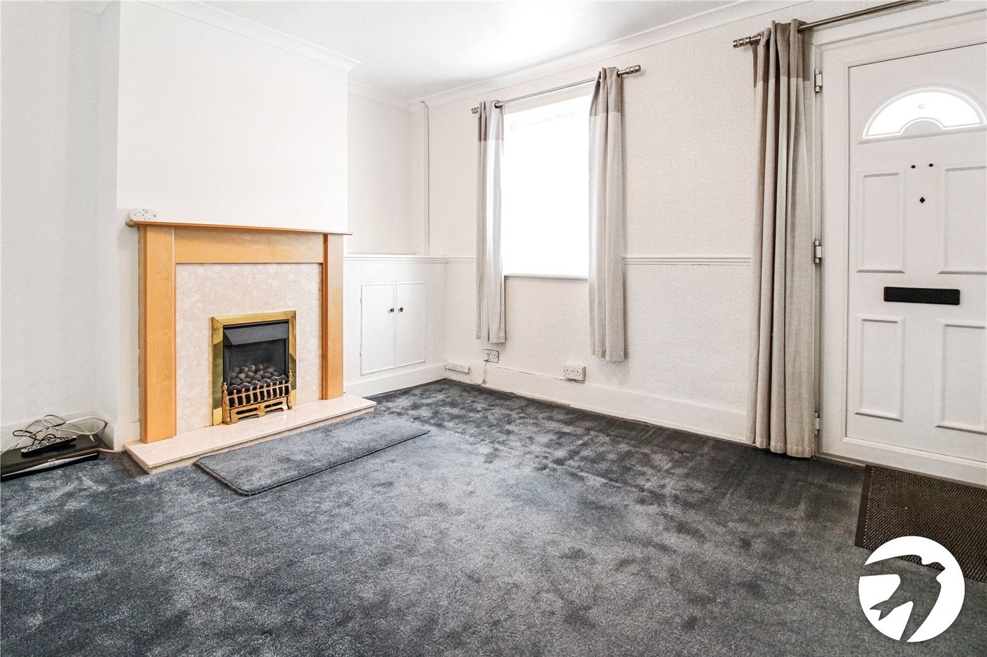 2 bedroom house to rent in Swanscombe | Robinson Michael & Jackson