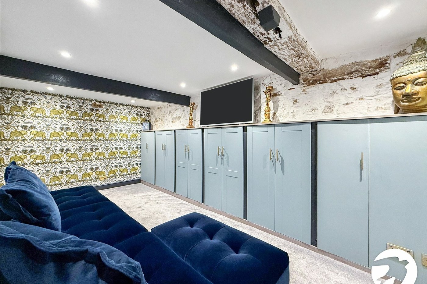 2 bedroom property to rent in West Malling | Robinson Michael & Jackson