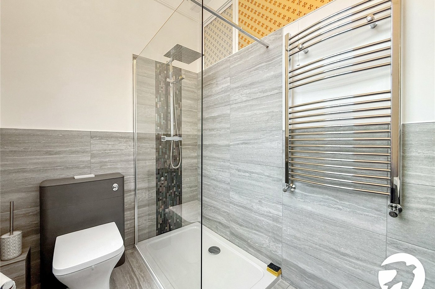 2 bedroom property to rent in West Malling | Robinson Michael & Jackson