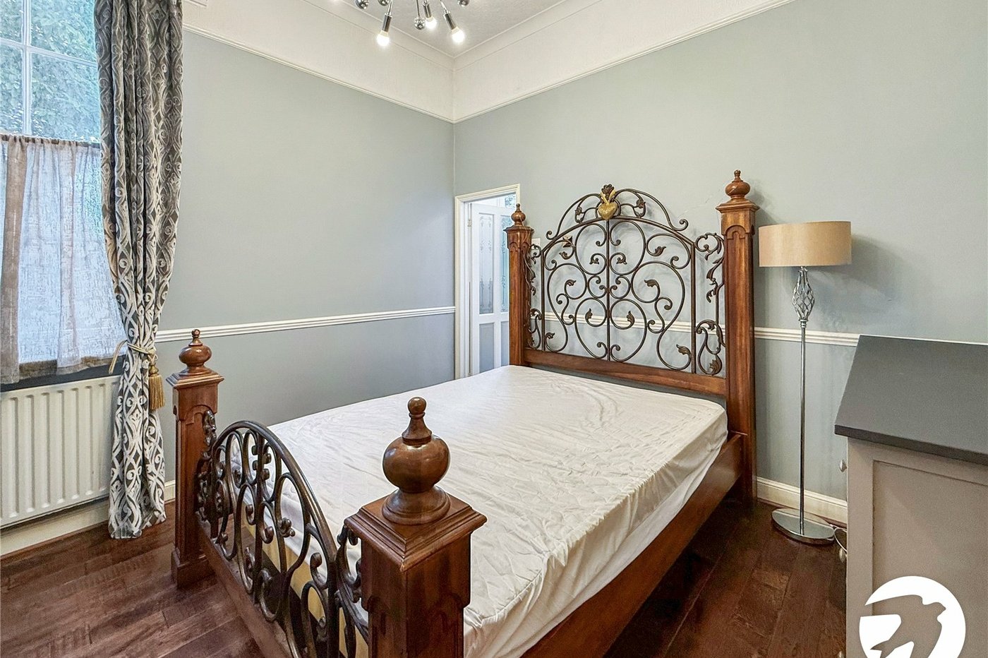 2 bedroom property to rent in West Malling | Robinson Michael & Jackson