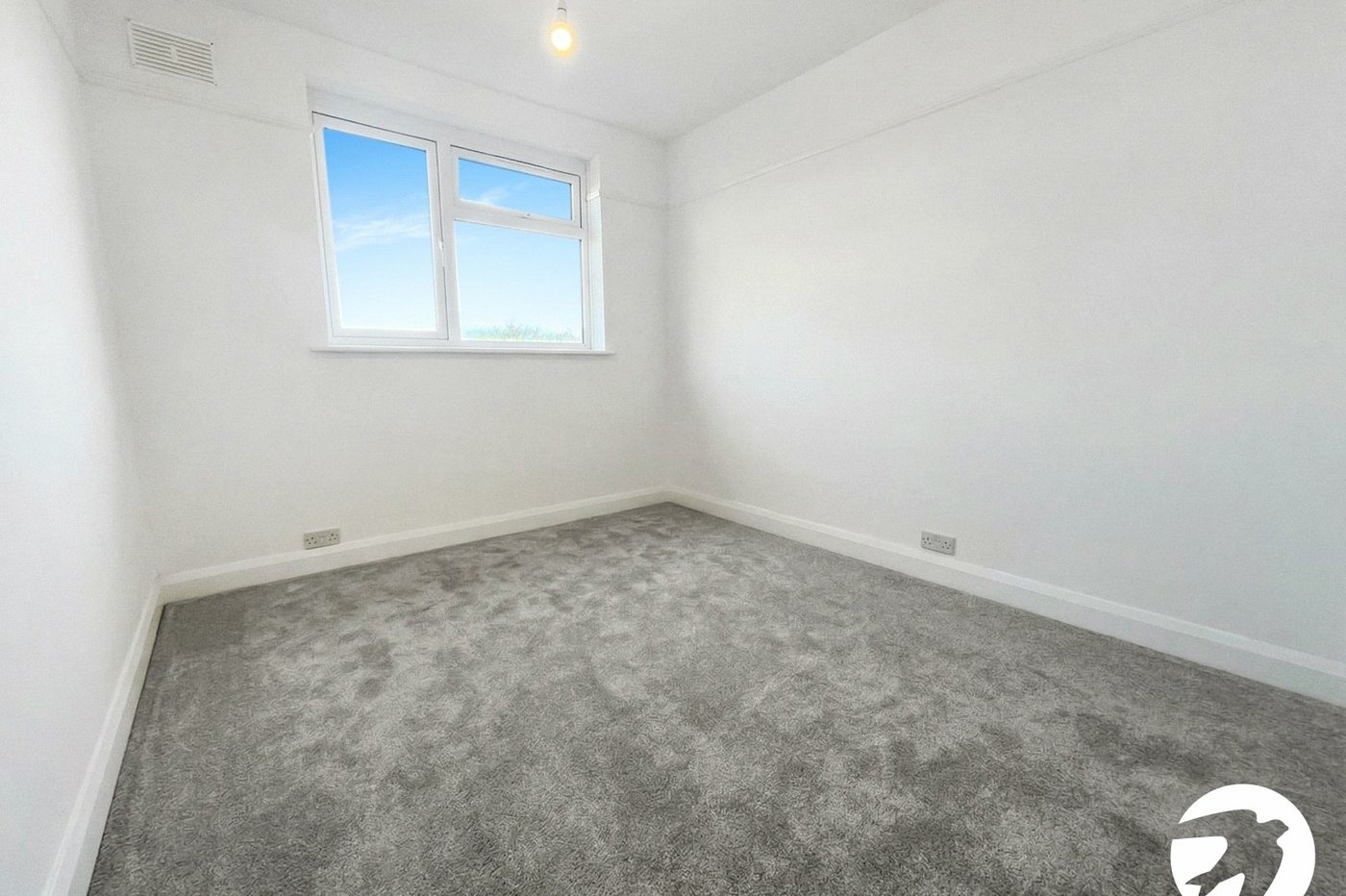 2 bedroom property to rent in Erith | Robinson Jackson
