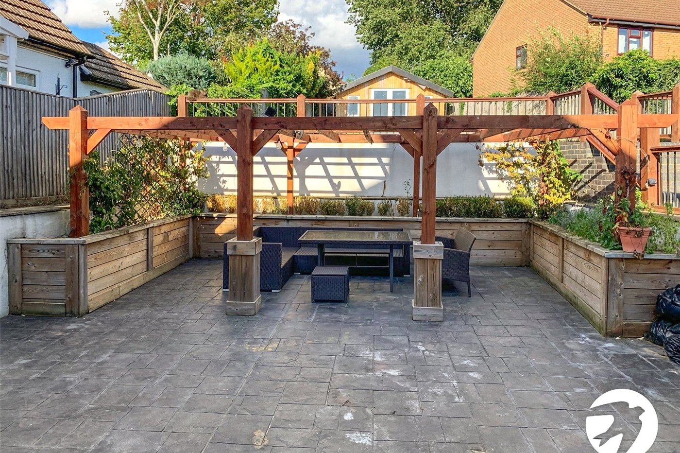2 bedroom bungalow to rent in Dartford | Robinson Jackson