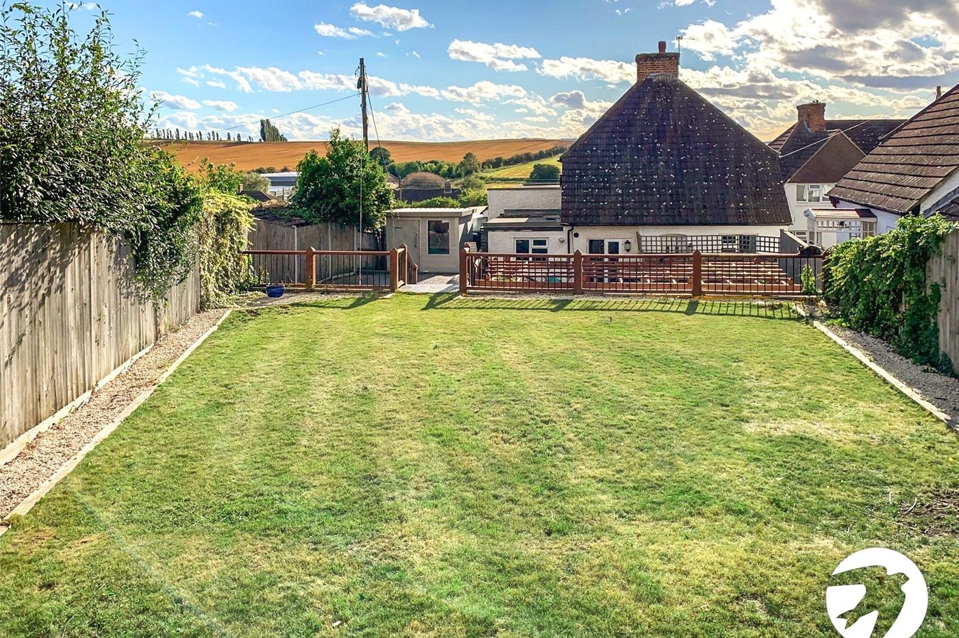 2 bedroom bungalow to rent in Dartford | Robinson Jackson