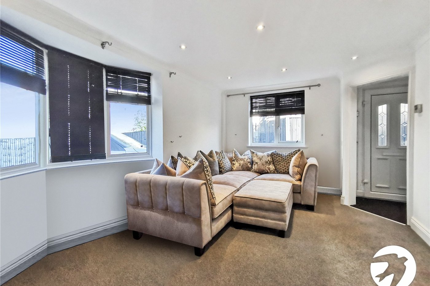 2 bedroom bungalow to rent in Dartford | Robinson Jackson