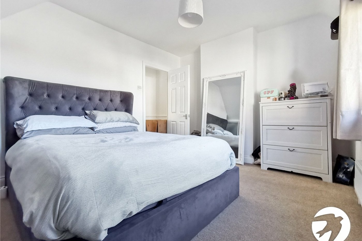 2 bedroom bungalow to rent in Dartford | Robinson Jackson