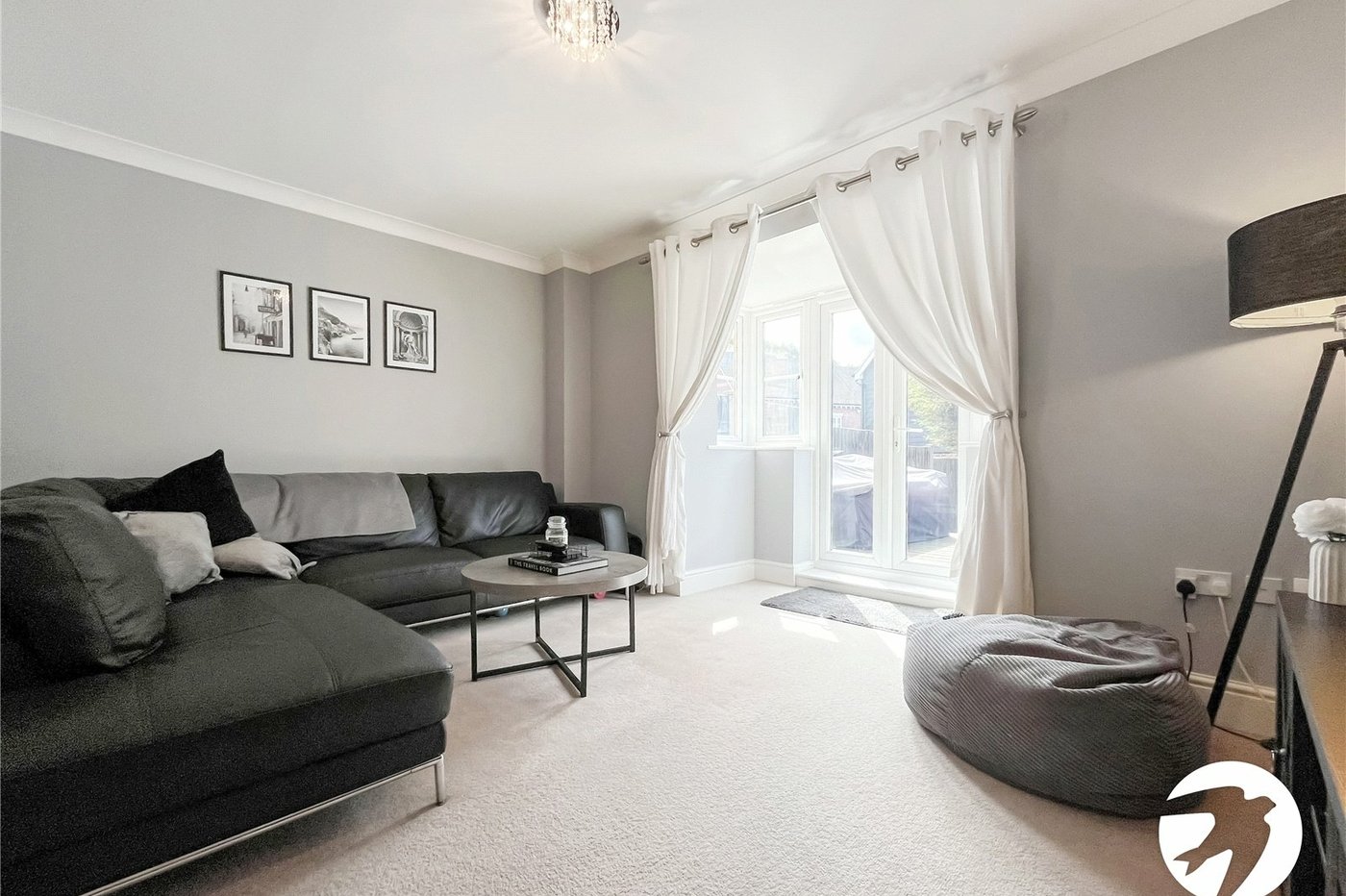 3 bedroom house to rent in Rochester | Robinson Michael & Jackson