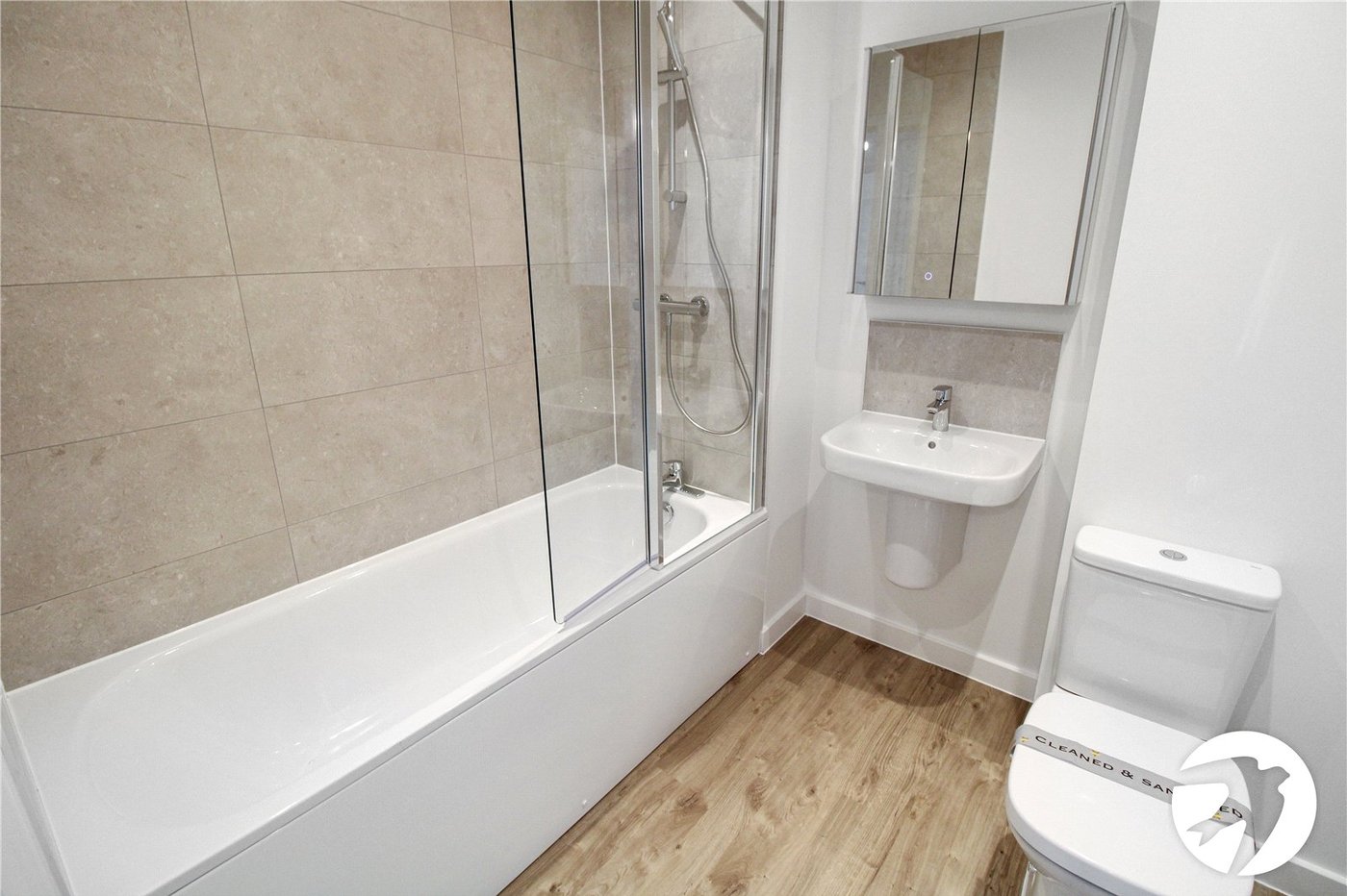 3 bedroom house to rent in Alkerden | Robinson Michael & Jackson