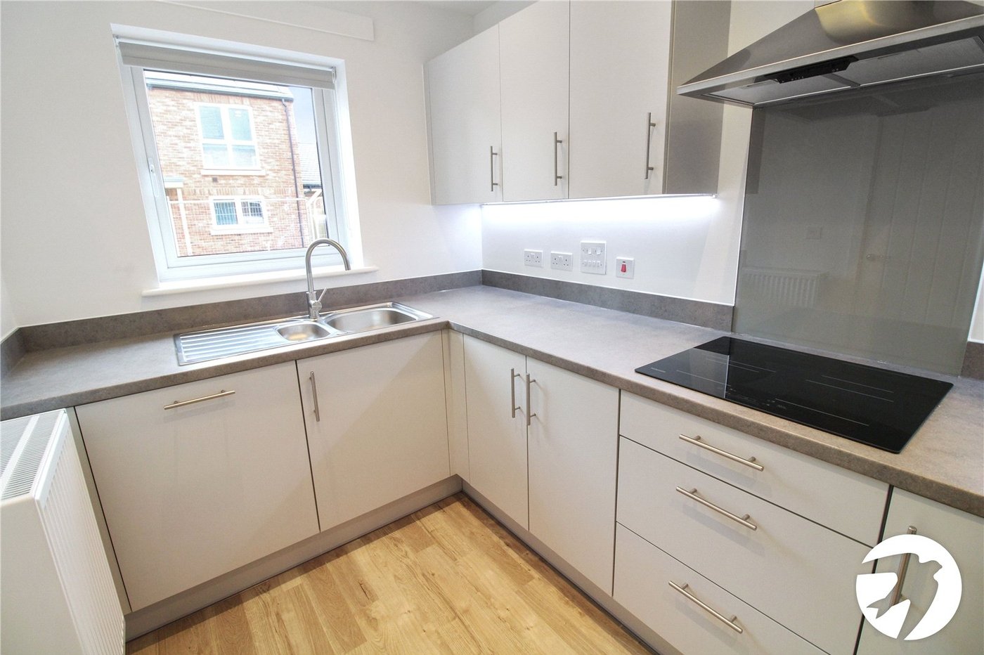 2 bedroom house to rent in Alkerden | Robinson Michael & Jackson