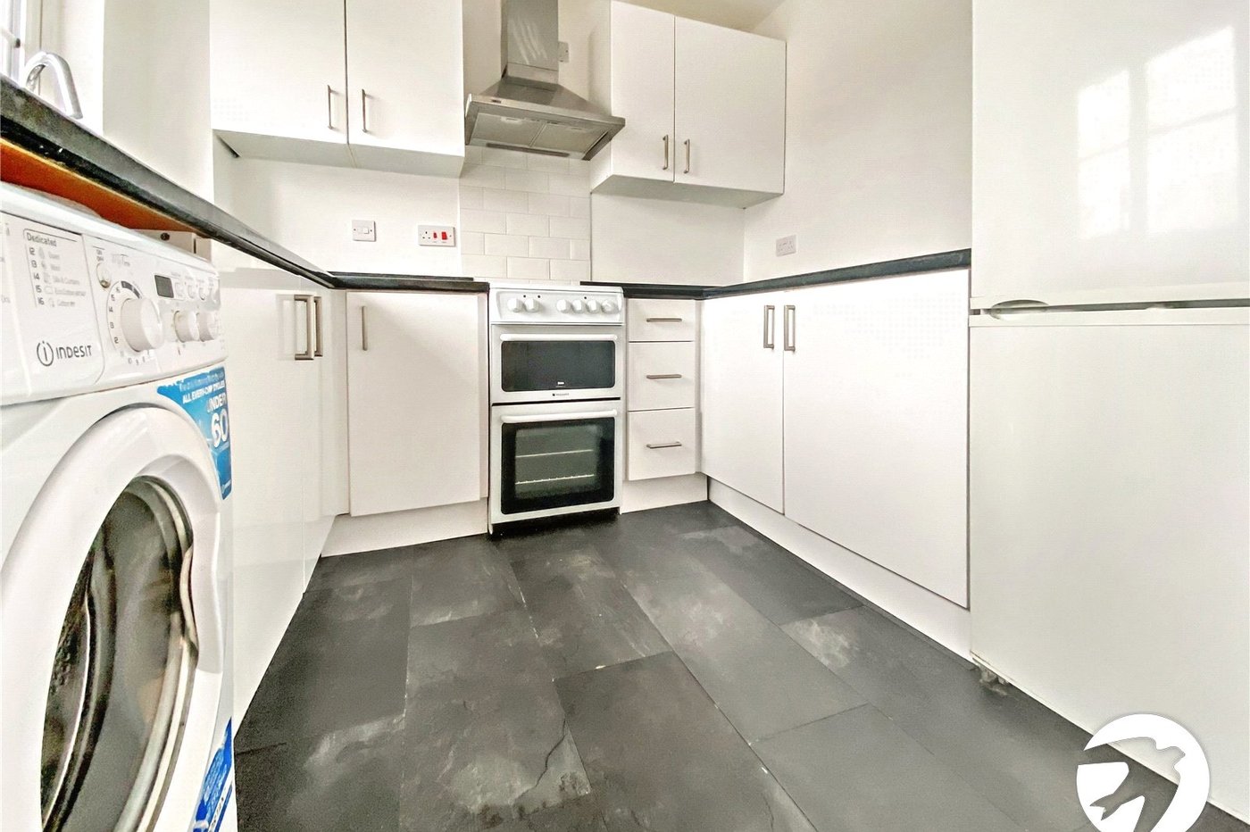 2 bedroom property to rent in Dartford | Robinson Jackson