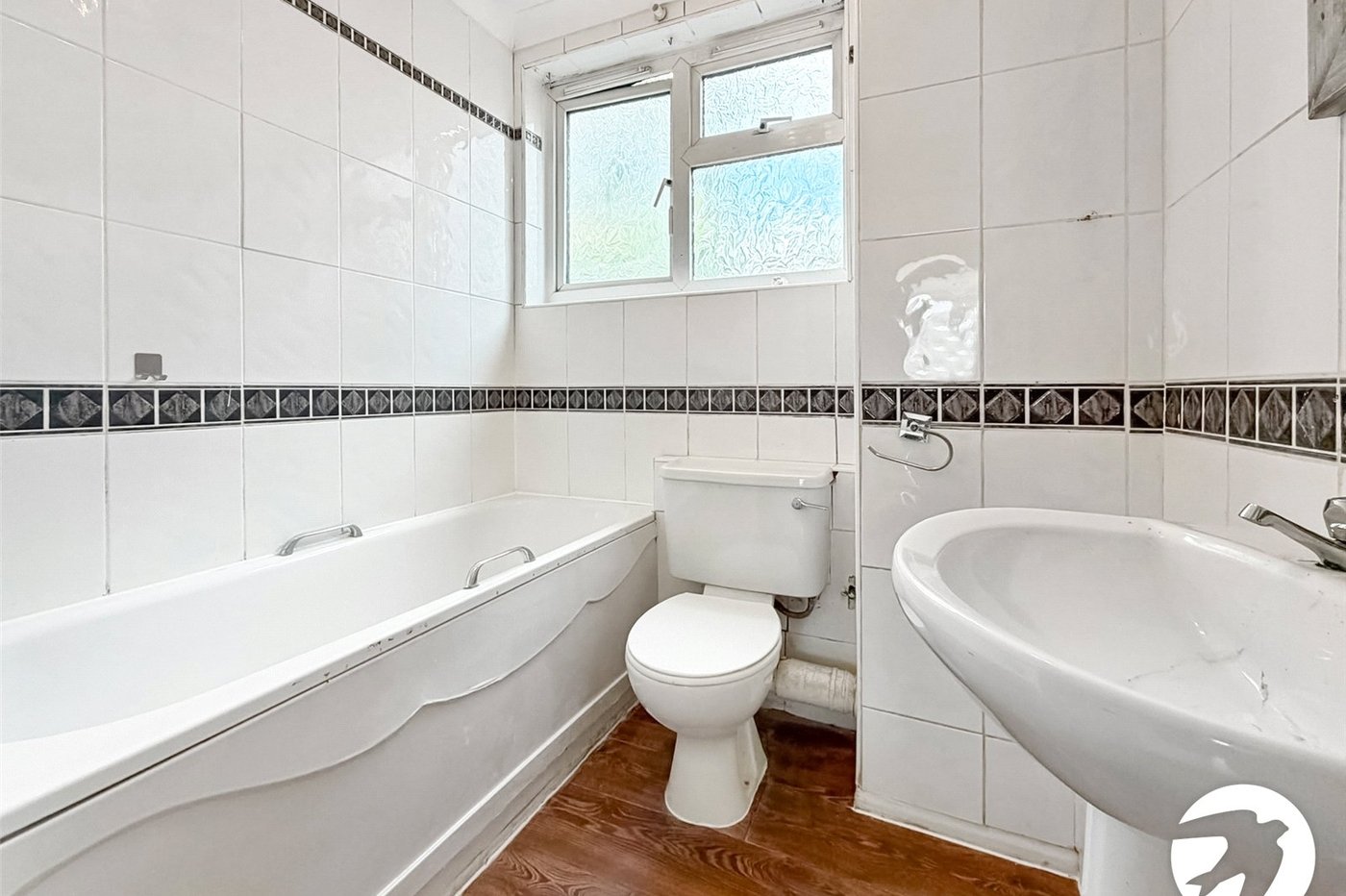 2 bedroom property to rent in London | 