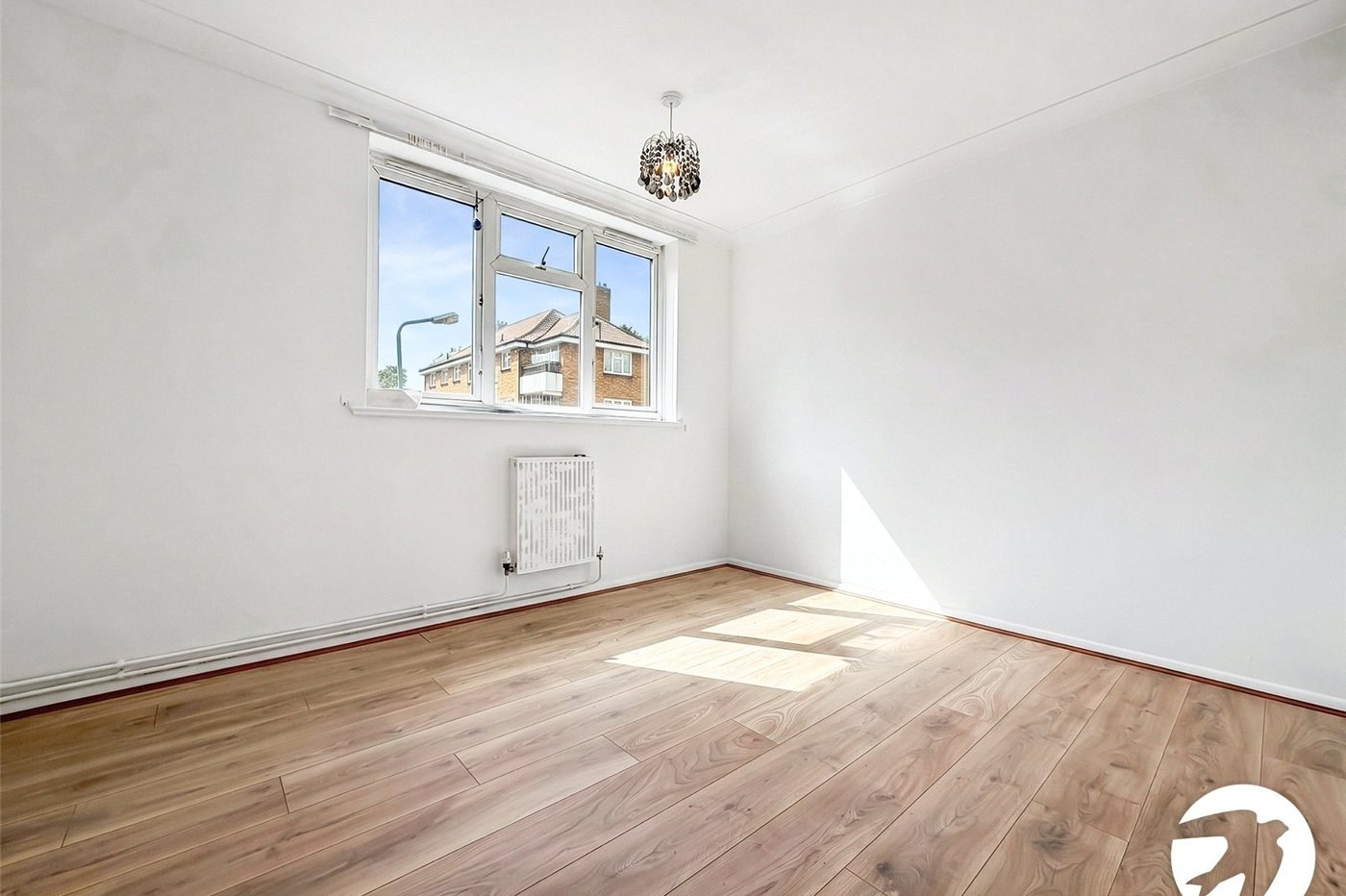 2 bedroom property to rent in London | 
