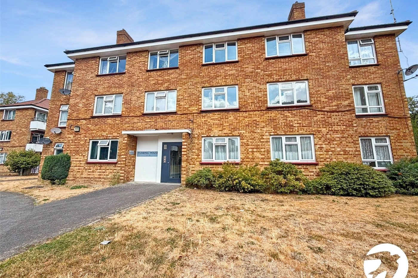 2 bedroom property to rent in London | 