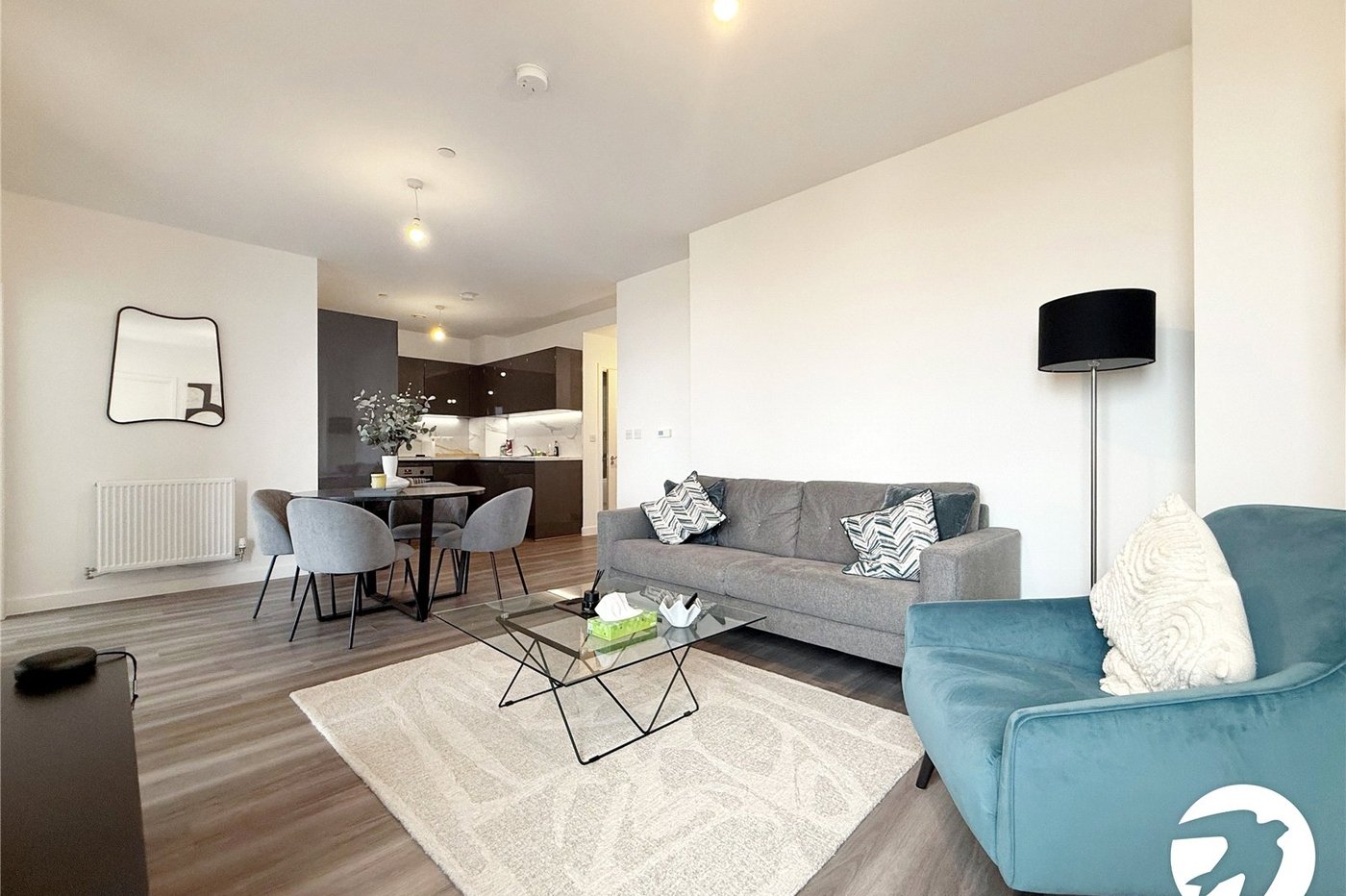 2 bedroom property to rent in London | Robinson Jackson