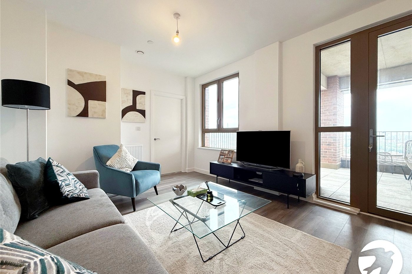 2 bedroom property to rent in London | Robinson Jackson