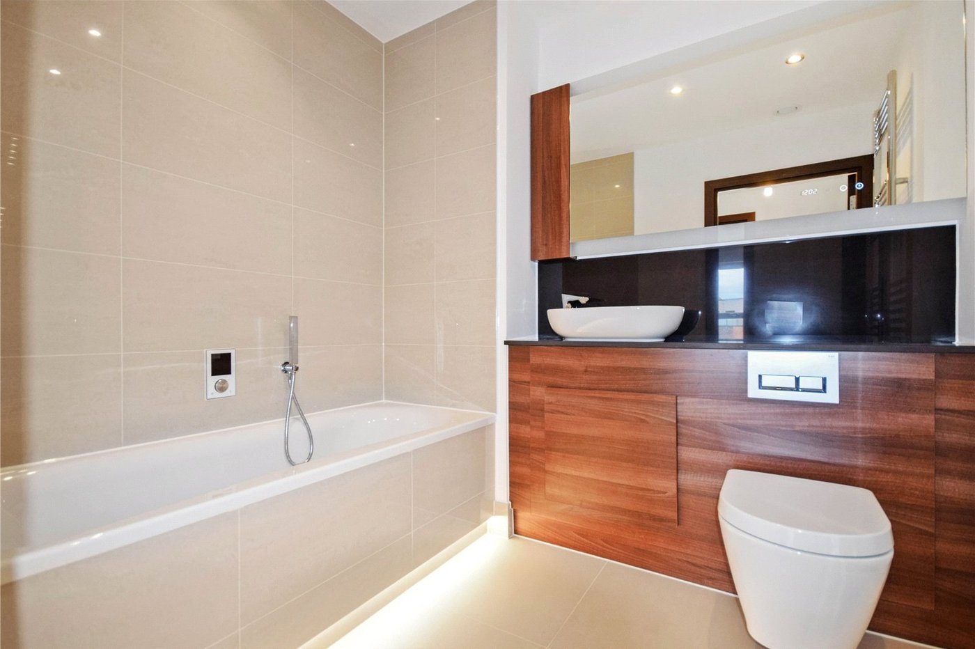 2 bedroom property to rent in Dartford | Robinson Jackson
