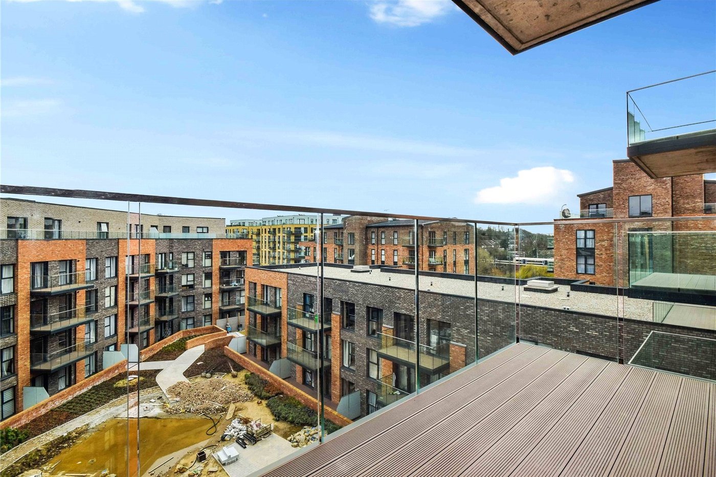 2 bedroom property to rent in Dartford | Robinson Jackson