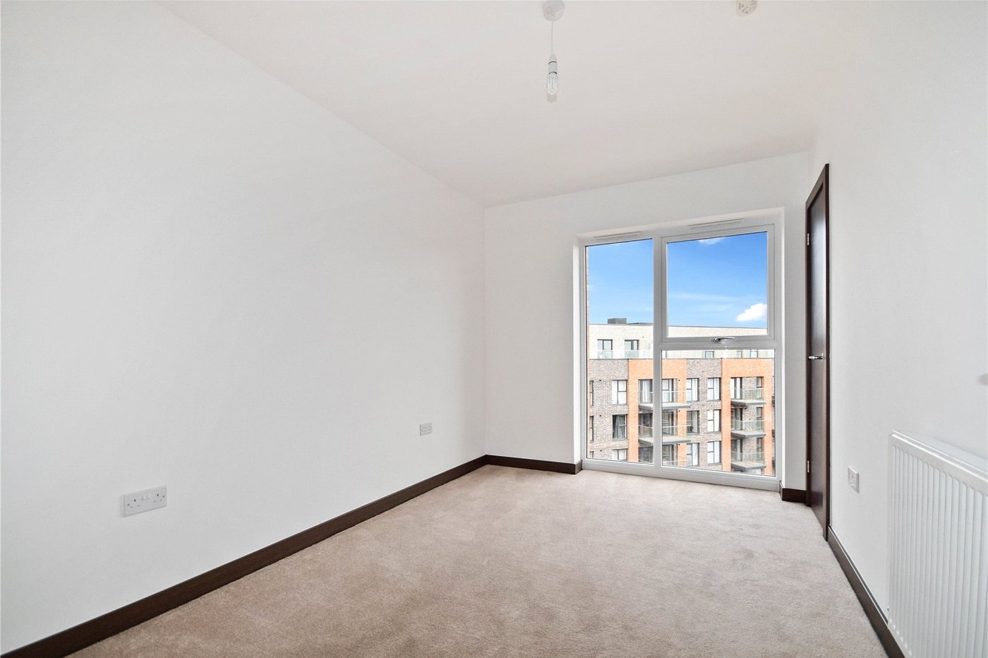 2 bedroom property to rent in Dartford | Robinson Jackson