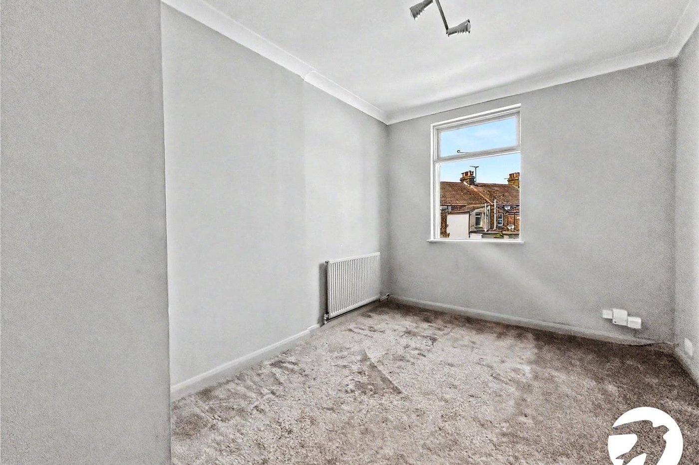 2 bedroom house to rent in Gillingham | Robinson Michael & Jackson