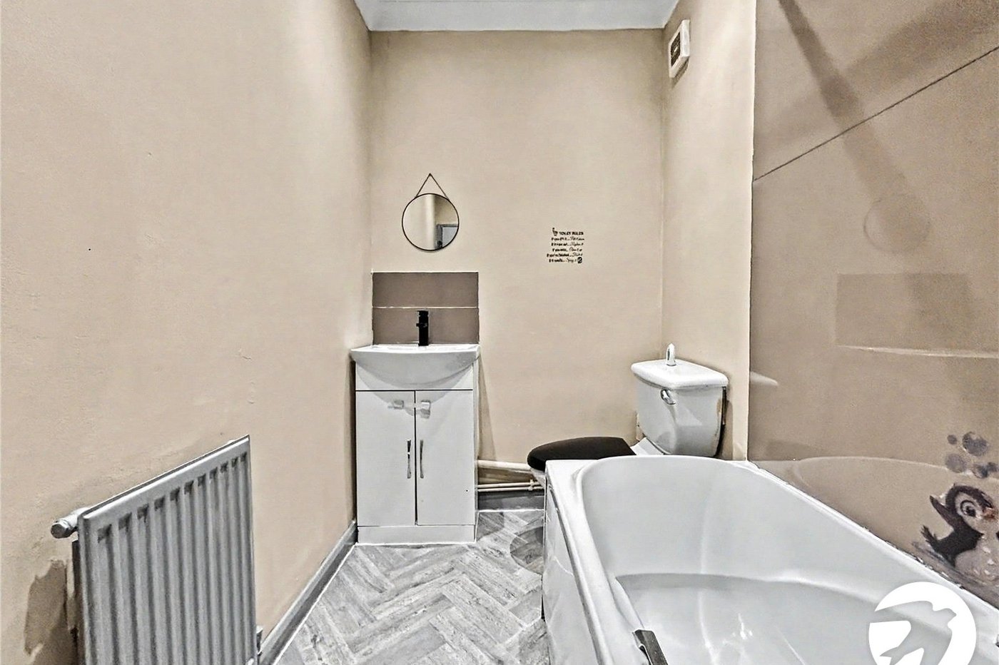 2 bedroom house to rent in Gillingham | Robinson Michael & Jackson