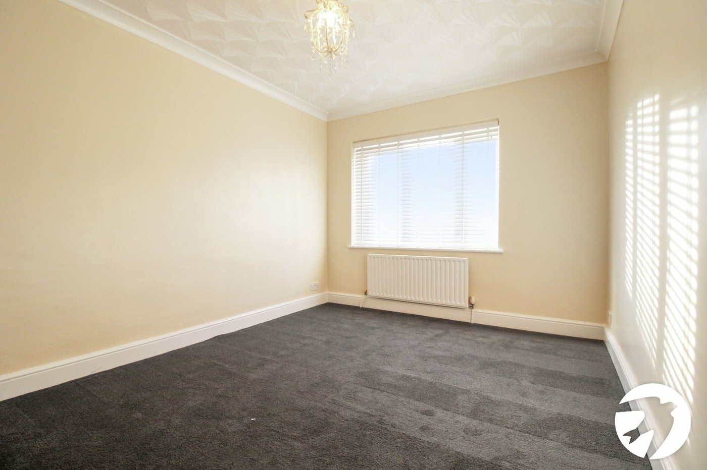 3 bedroom house to rent in Gravesend | Robinson Michael & Jackson
