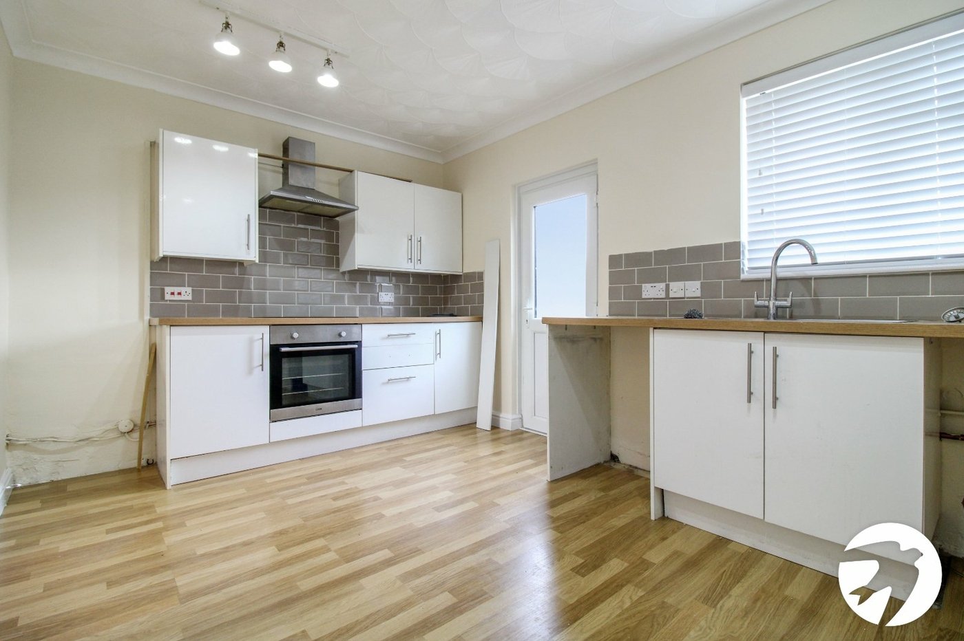 3 bedroom house to rent in Gravesend | Robinson Michael & Jackson