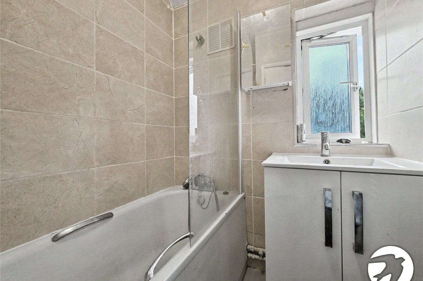 5 bedroom house to rent in London | Robinson Jackson