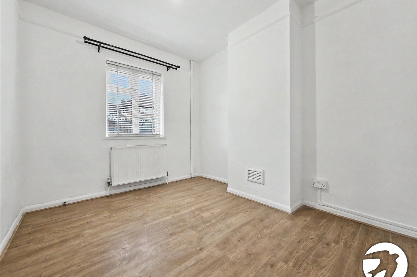 5 bedroom house to rent in London | Robinson Jackson