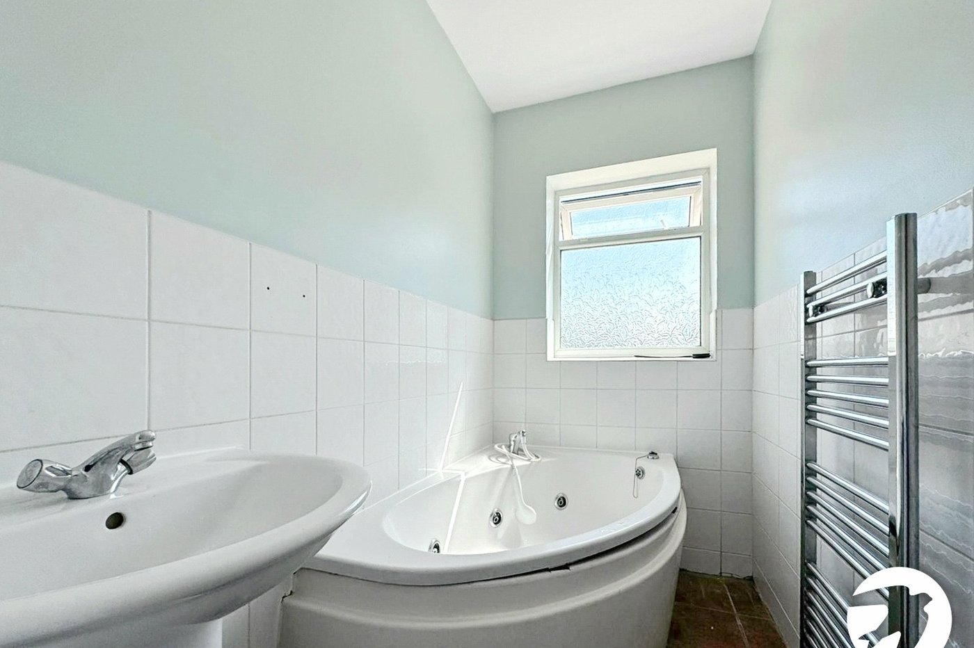 3 bedroom house to rent in London | Robinson Jackson