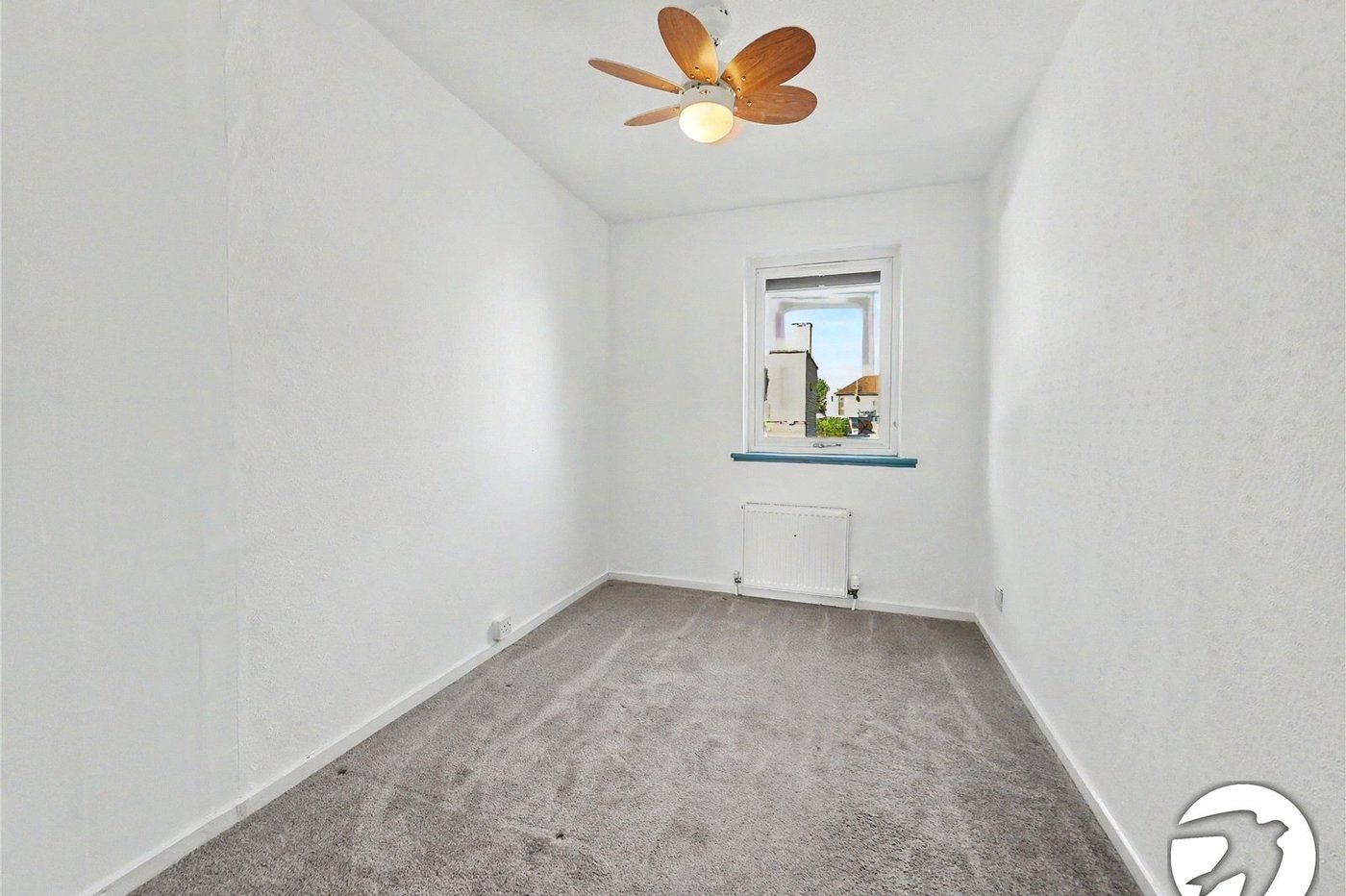 4 bedroom house to rent in London | Robinson Jackson