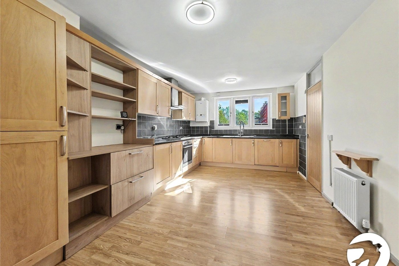 4 bedroom house to rent in London | Robinson Jackson