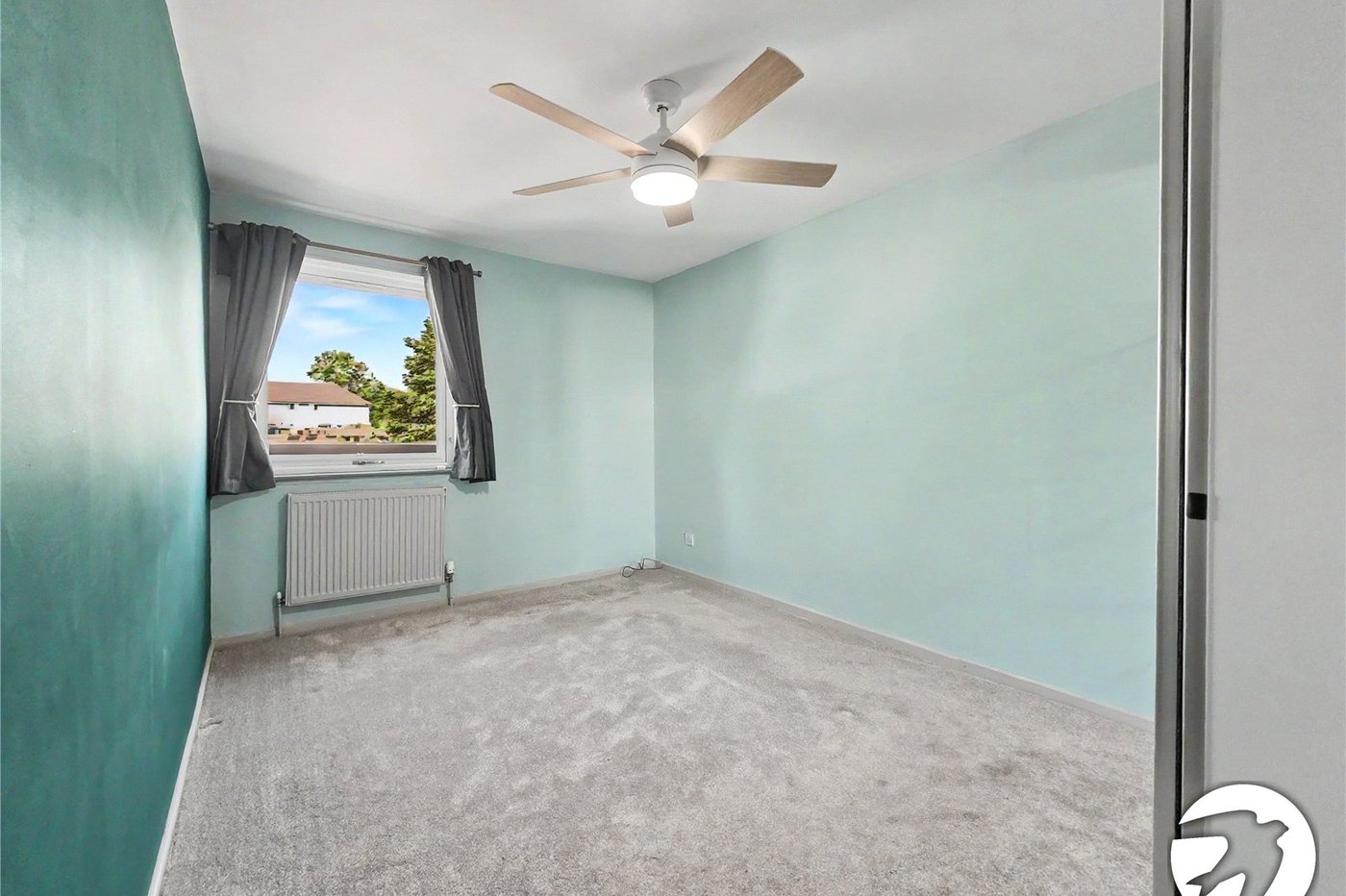 4 bedroom house to rent in London | Robinson Jackson