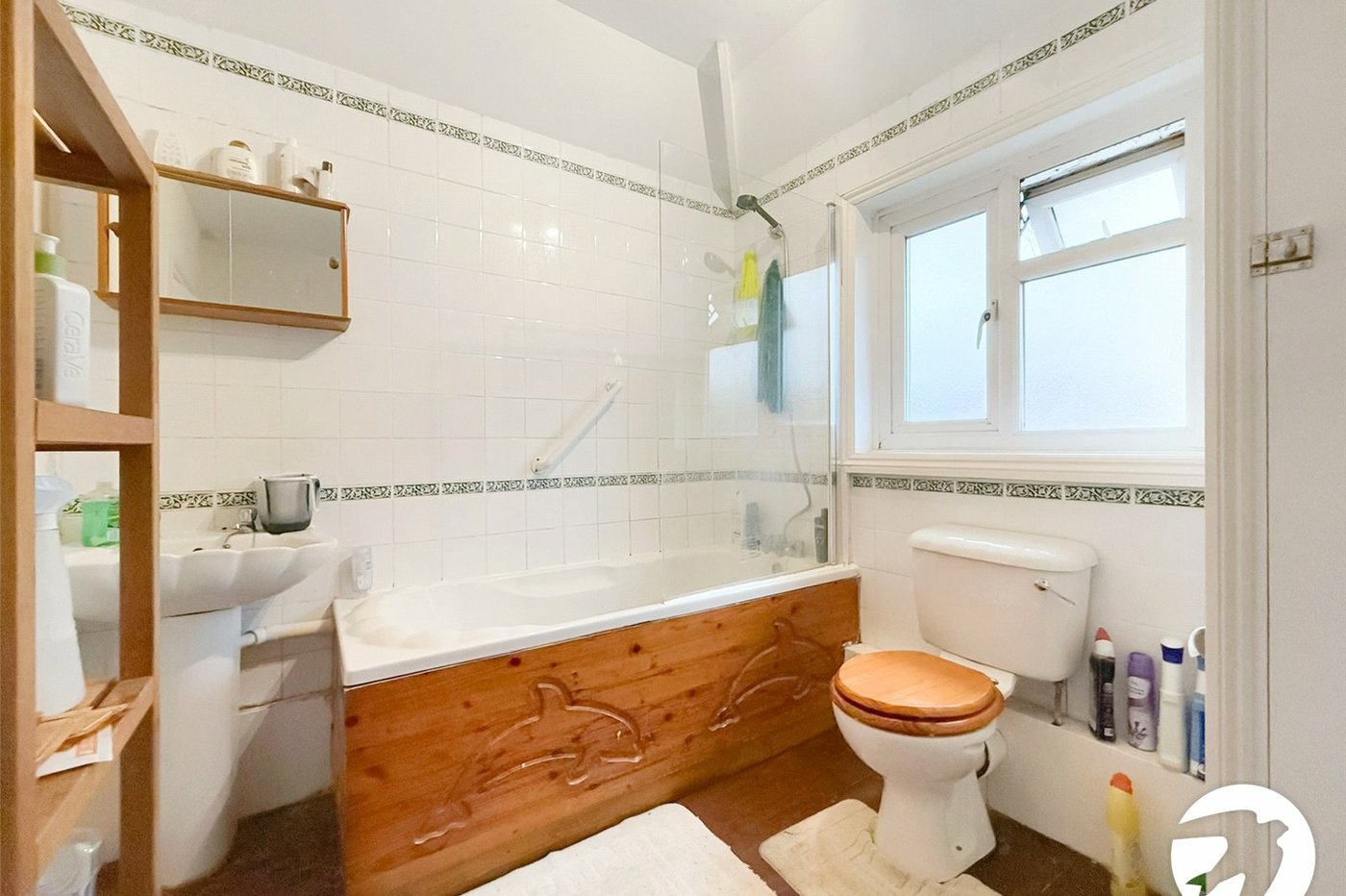 3 bedroom house to rent in London | Robinson Jackson