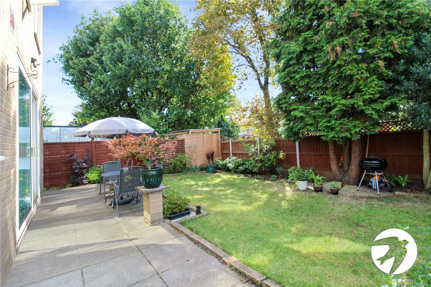 4 bedroom house to rent in Bromley | Robinson Jackson