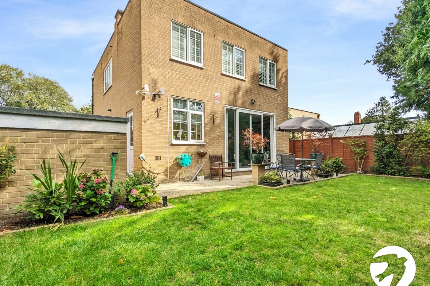 4 bedroom house to rent in Bromley | Robinson Jackson
