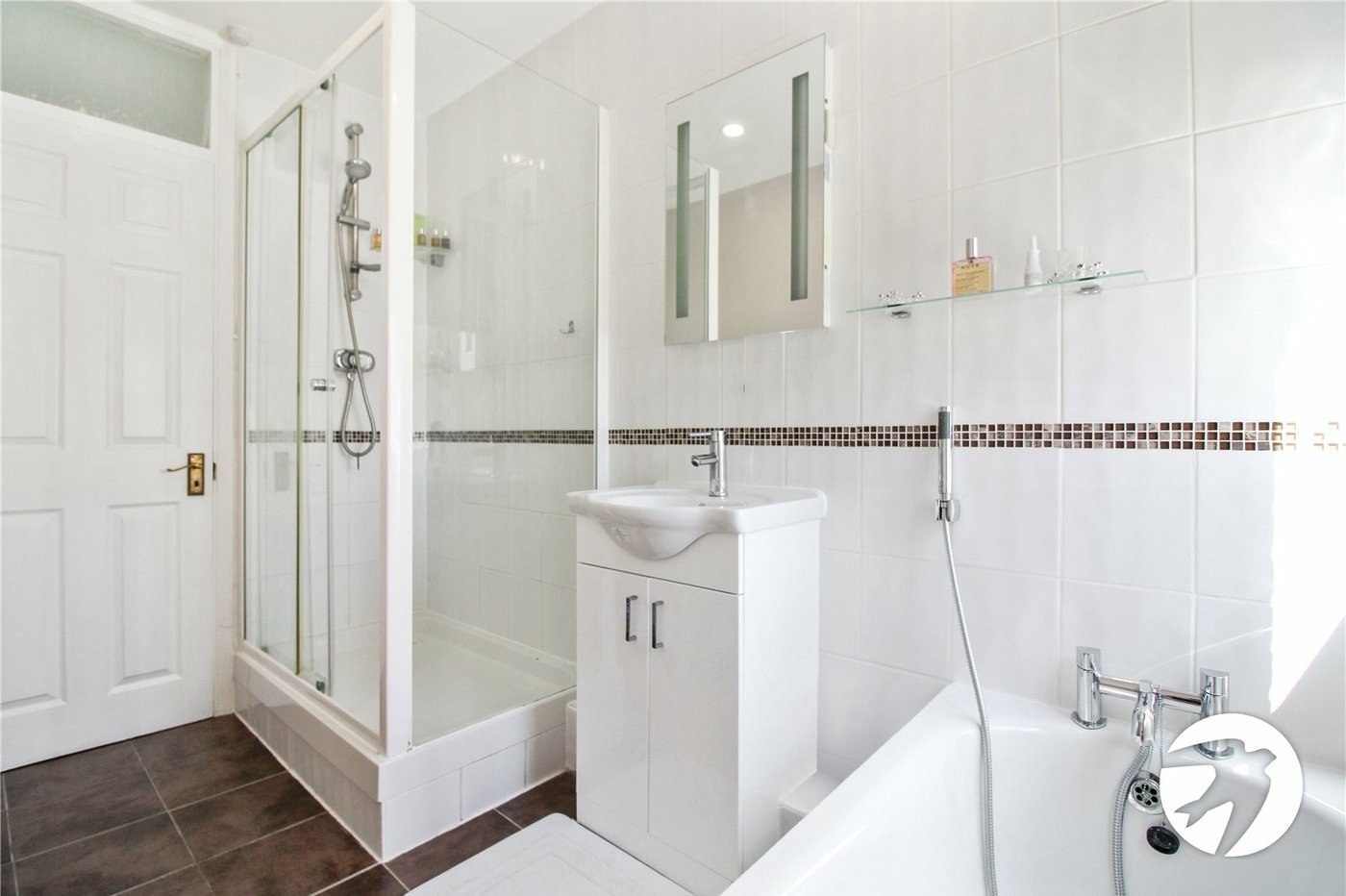 4 bedroom house to rent in Bromley | Robinson Jackson