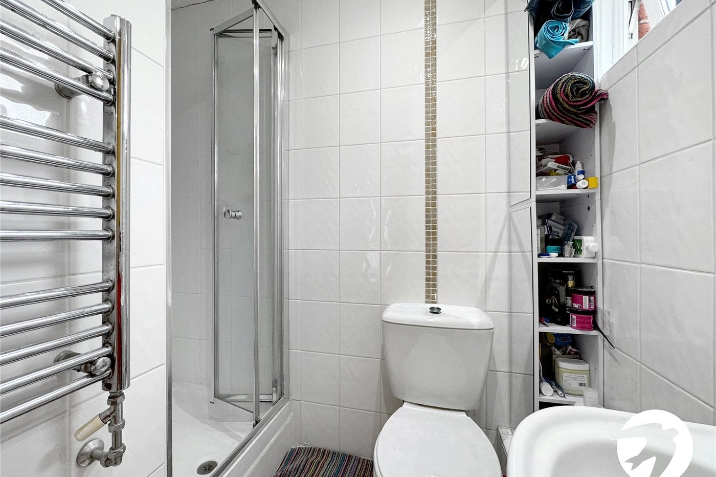 2 bedroom property to rent in London | Robinson Jackson