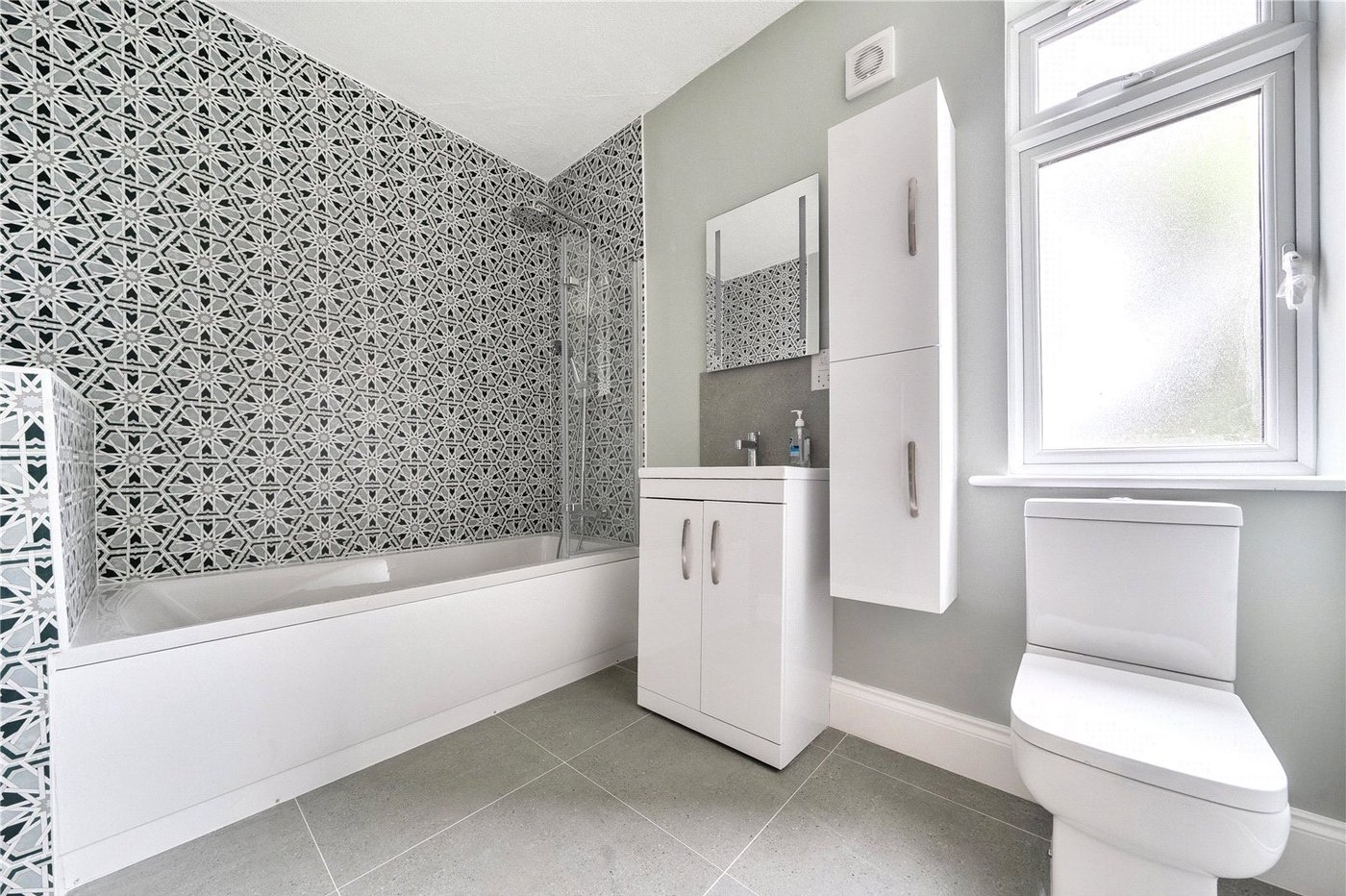 2 bedroom house to rent in Sydenham | Robinson Jackson