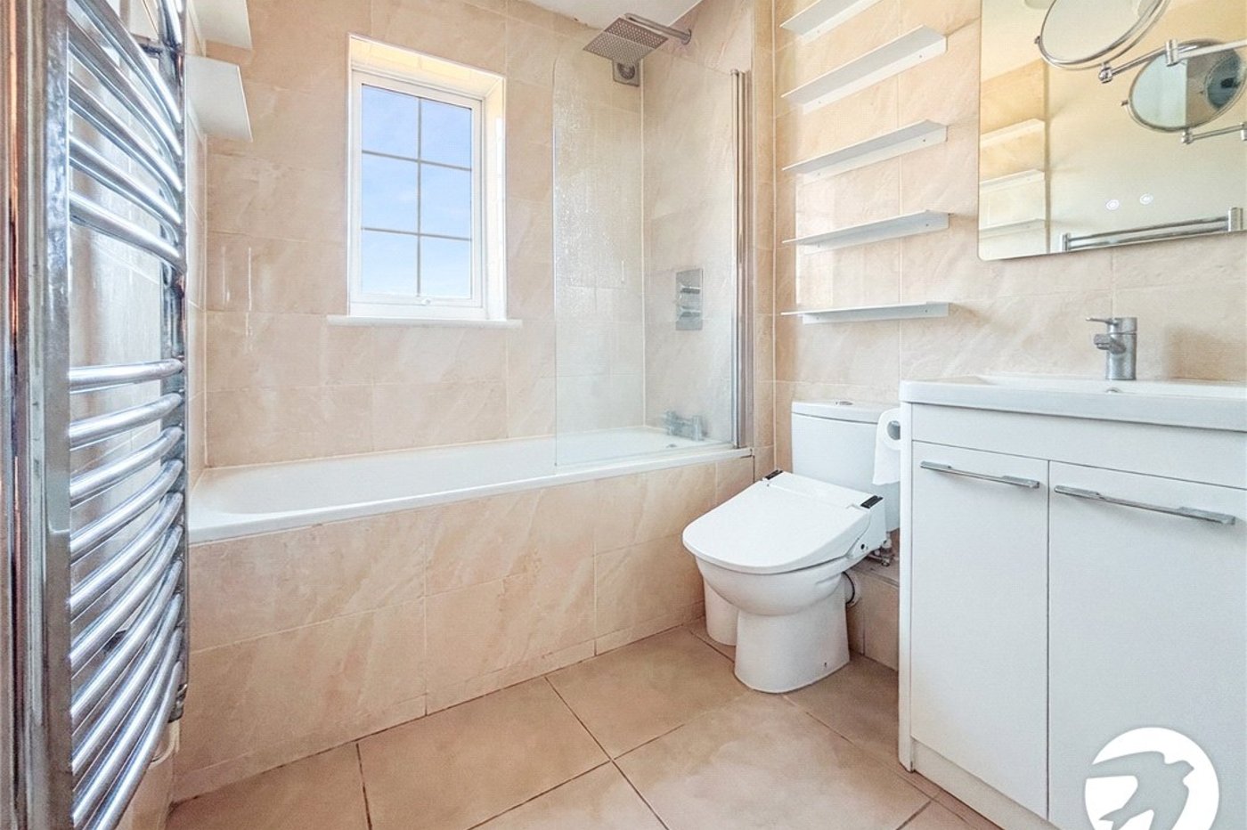 4 bedroom house to rent in Orpington | Robinson Jackson