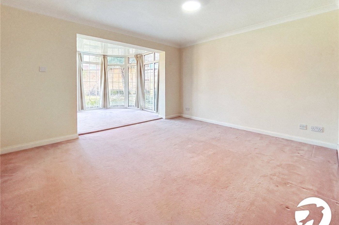 4 bedroom house to rent in Orpington | Robinson Jackson