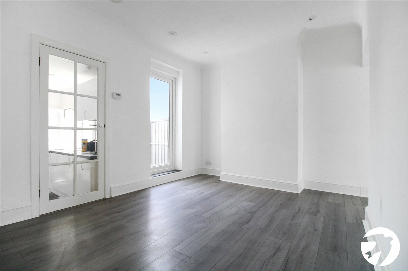 3 bedroom house to rent in Greenhithe | Robinson Michael & Jackson