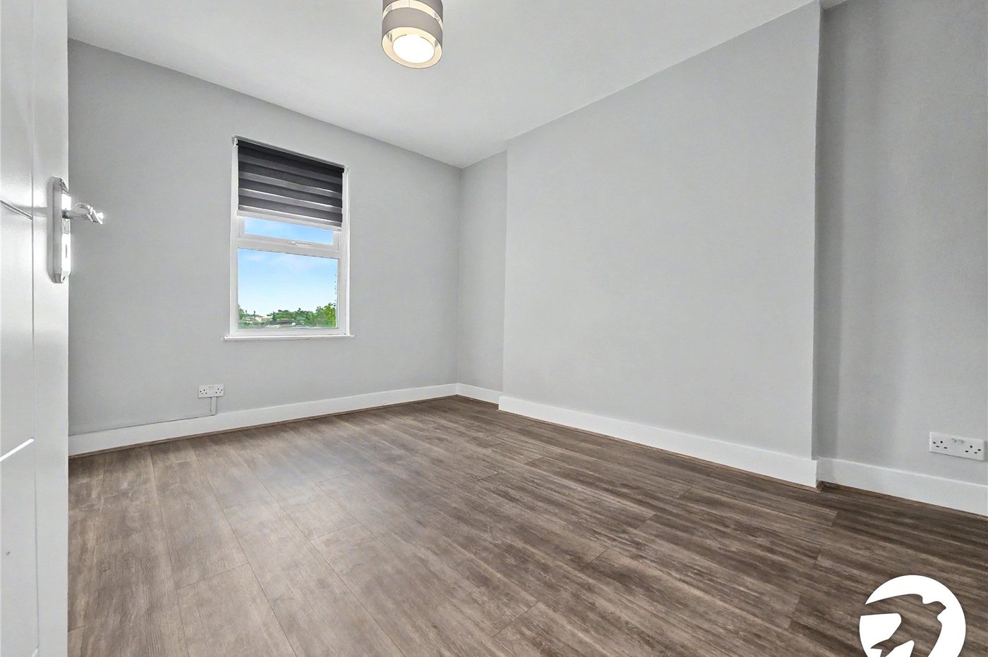 3 bedroom house to rent in London | Robinson Jackson