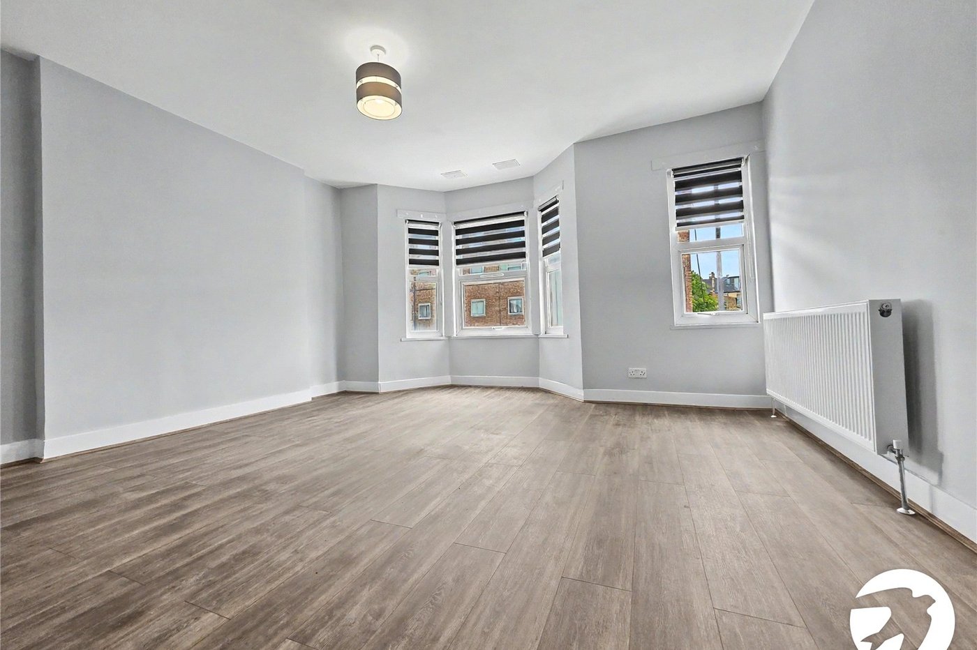 3 bedroom house to rent in London | Robinson Jackson