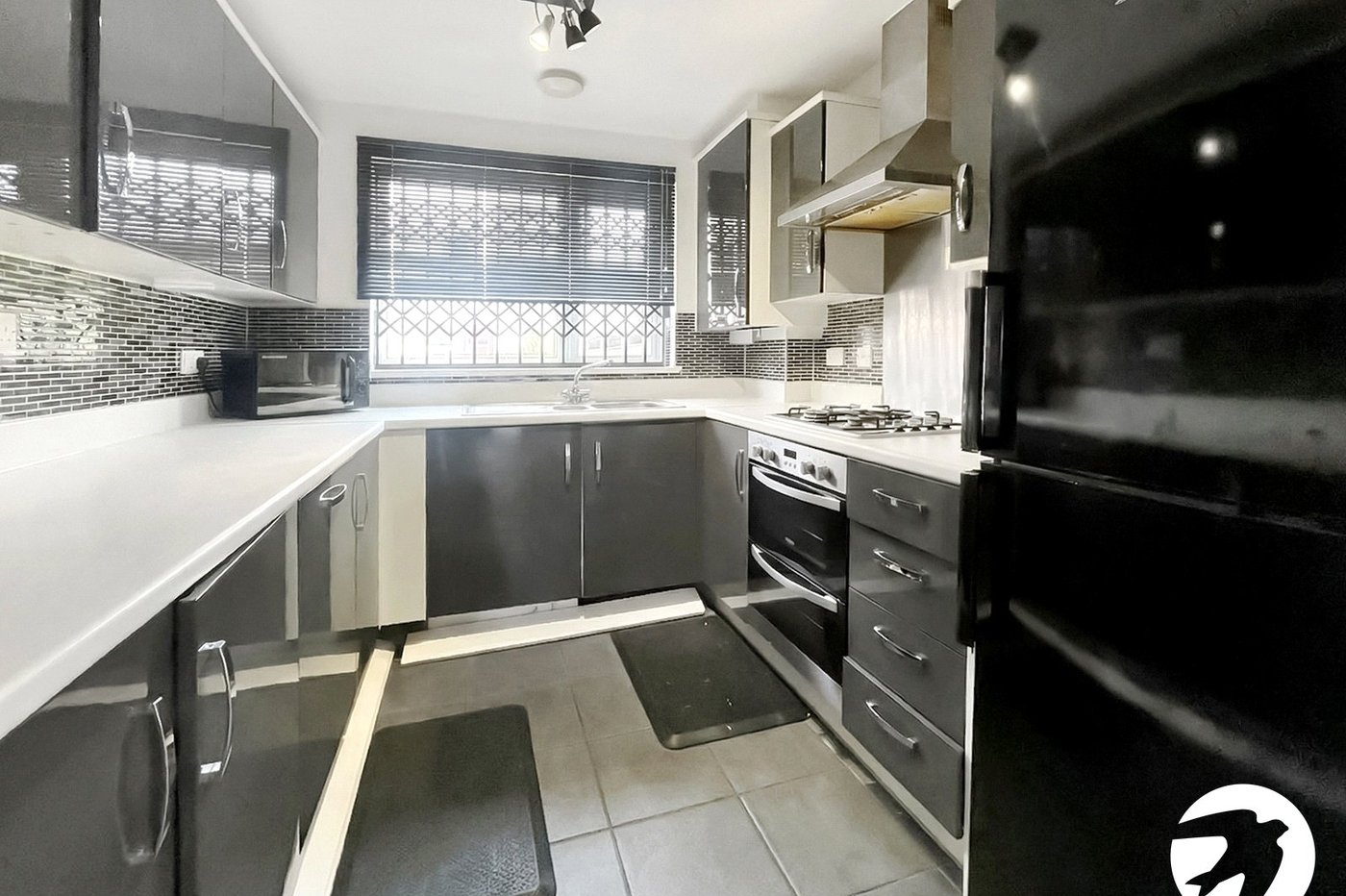 4 bedroom house to rent in Dartford | Robinson Jackson