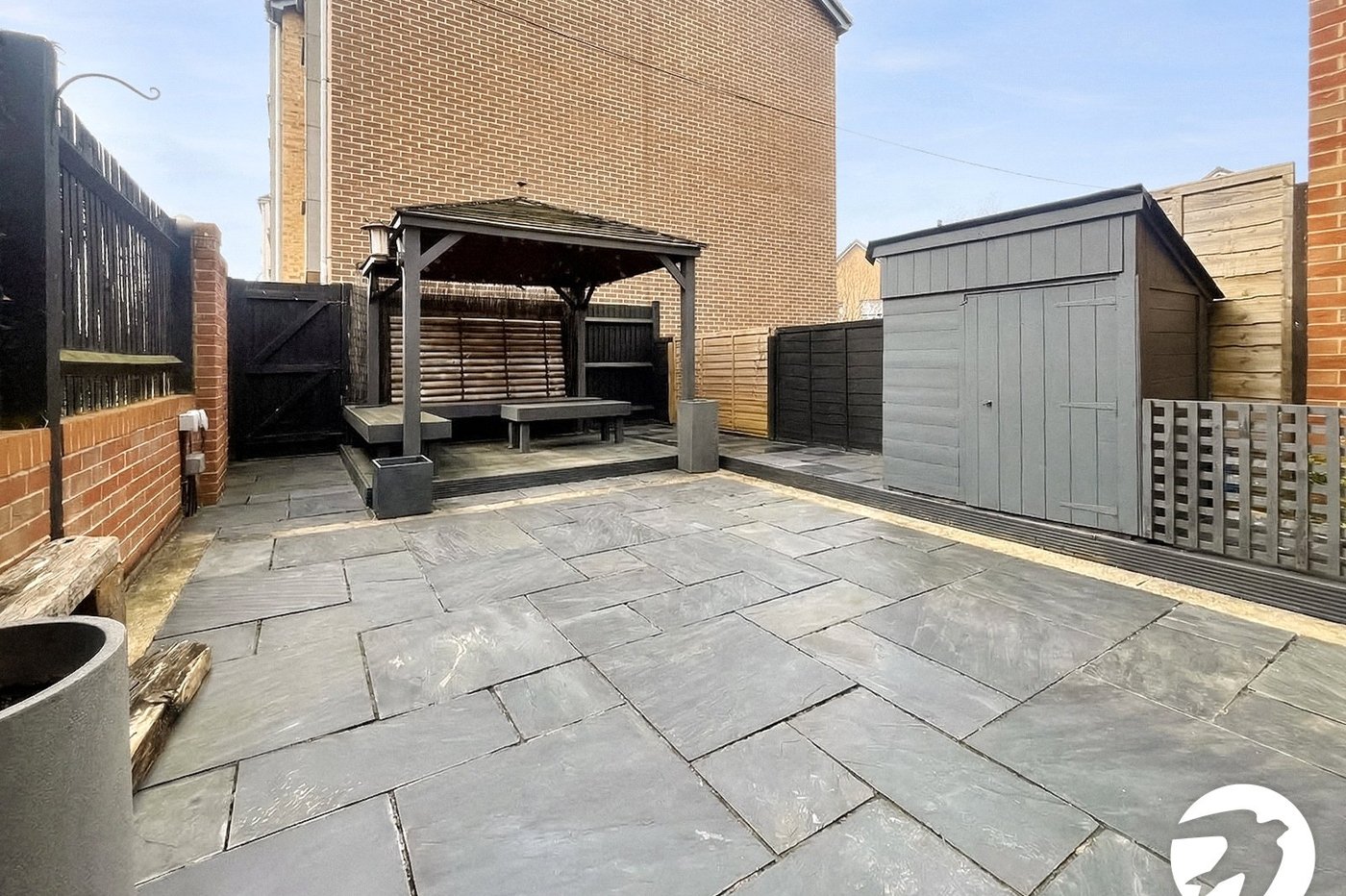 4 bedroom house to rent in Dartford | Robinson Jackson