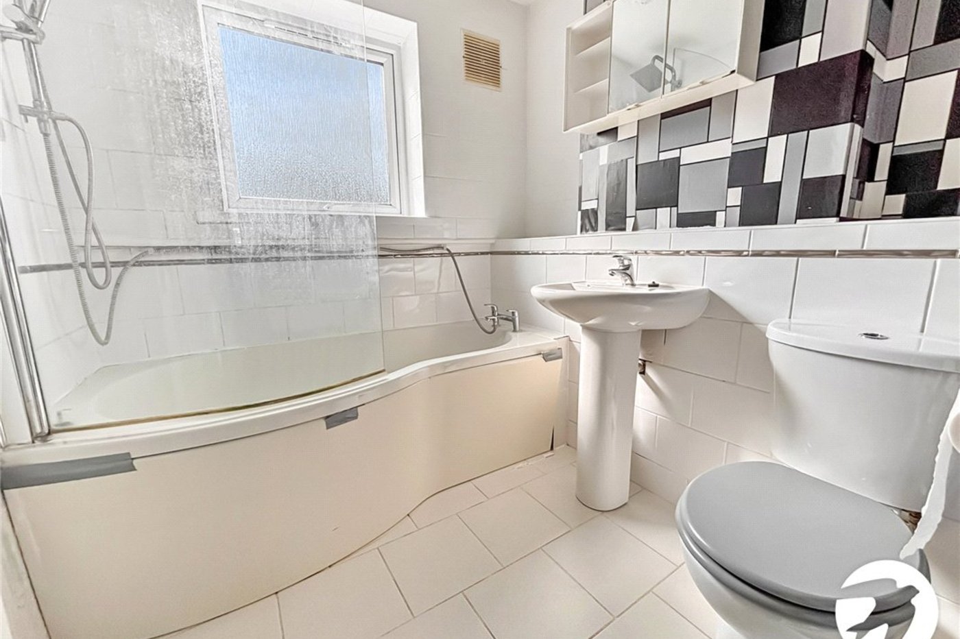 3 bedroom property to rent in Orpington | Robinson Jackson