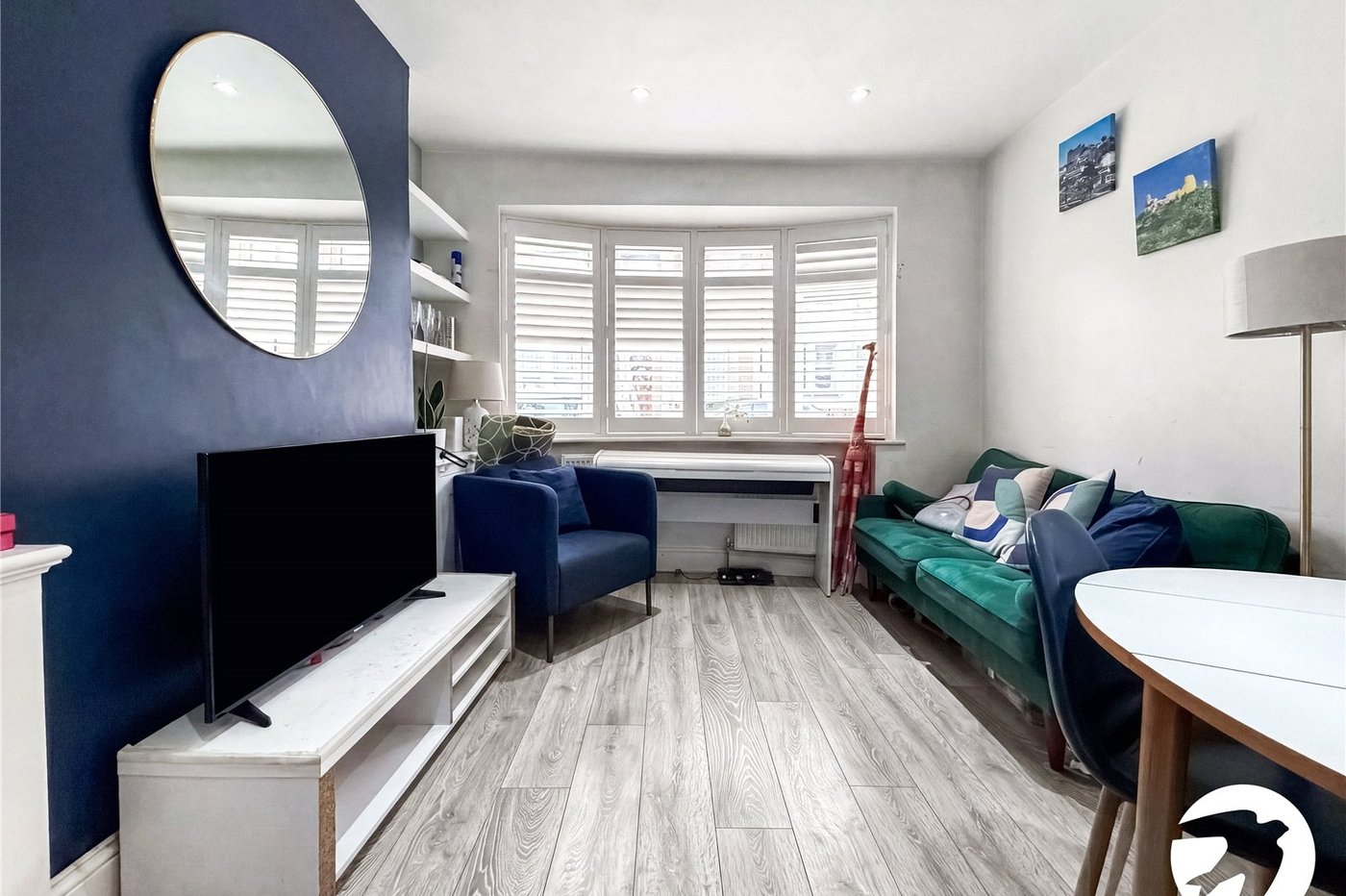 4 bedroom house to rent in London | Robinson Jackson