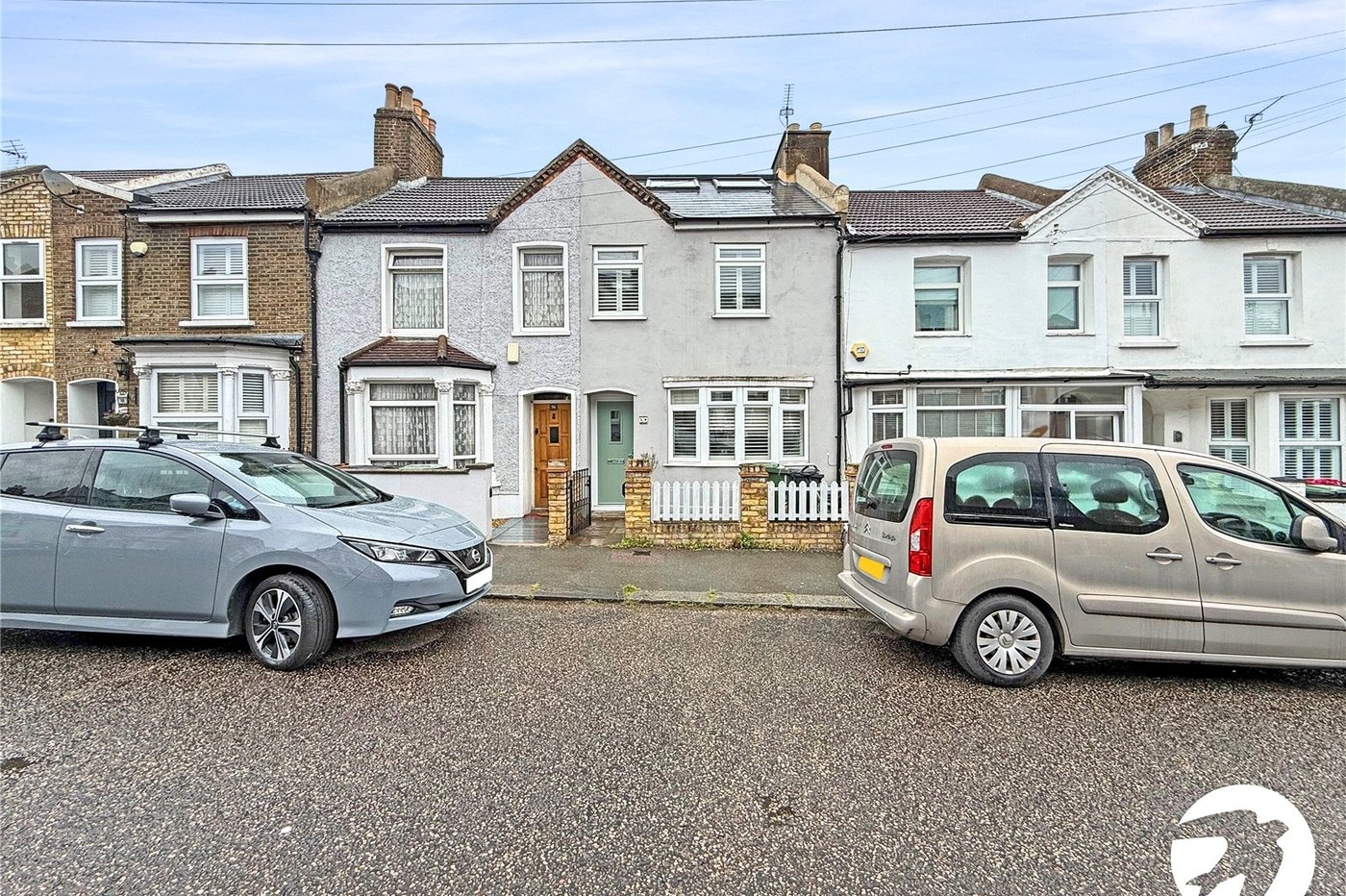 4 bedroom house to rent in London | Robinson Jackson