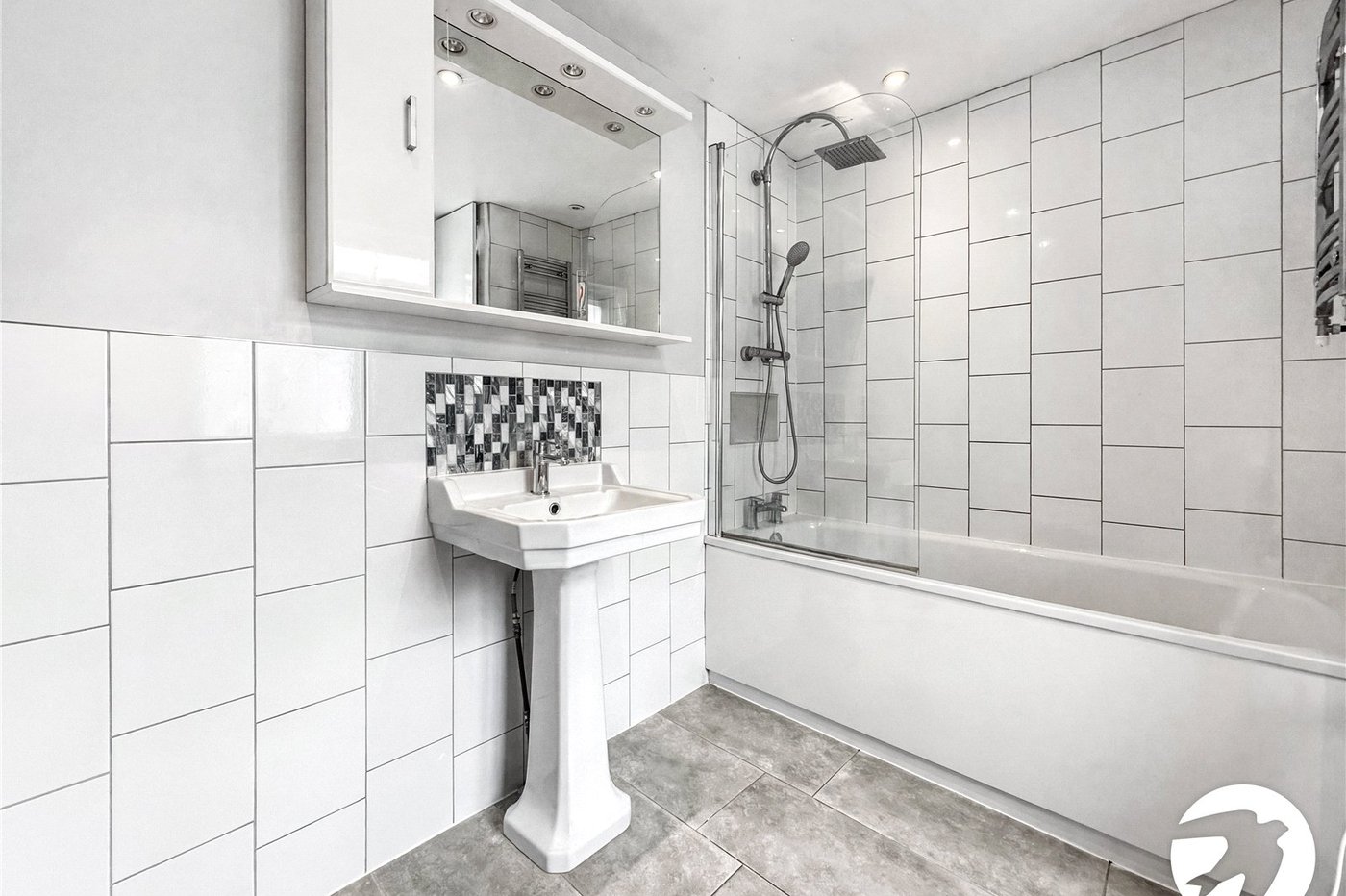 4 bedroom house to rent in London | Robinson Jackson